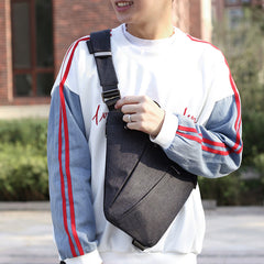 Right shoulder gun bag cross-border wholesale nylon chest bag men's lightweight simple large capacity messenger bag casual close-fitting shoulder bag