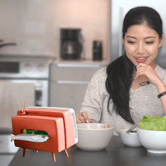 Boîte à Mouchoirs avec Support Téléphone Intégré TV Rétro Élégance et Fonctionnalité Vintage™ chez Andunian