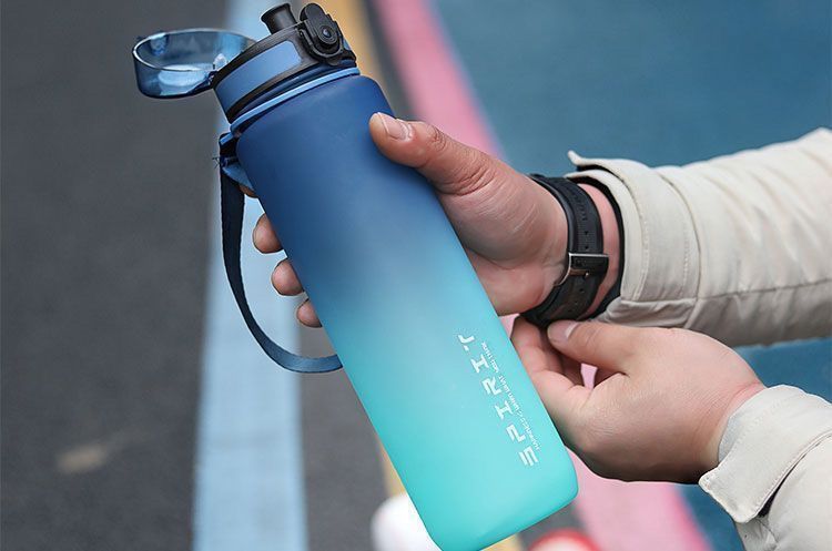 Gourde Sport Isotherme Grande Capacité - Enfant Extérieur Résistante Chaleur