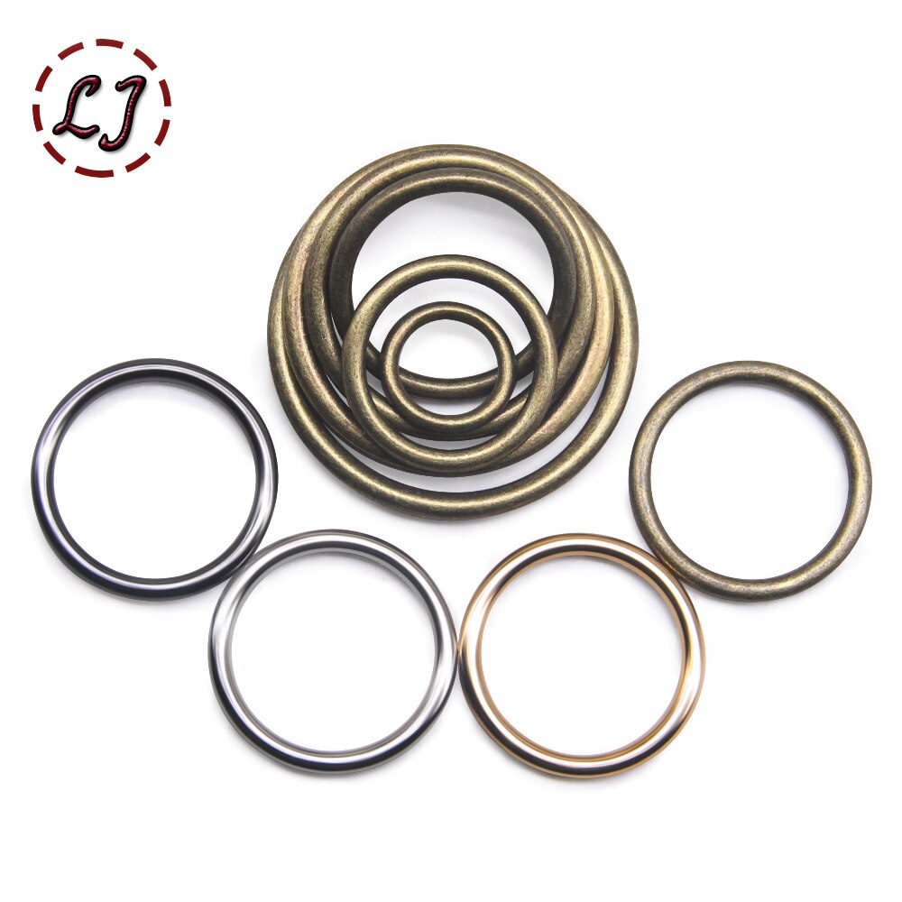 Anneaux Métalliques Polyvalents Style et Solidité pour Vos Projets™ chez Andunian 