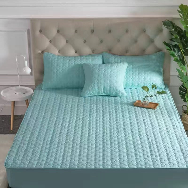 Thicken Quilted Mattress Cover King Queen Quilted Bed Fitted Bed Sheet Anti-Bacteria Mattress Topper Air-Permeable Bed Pad