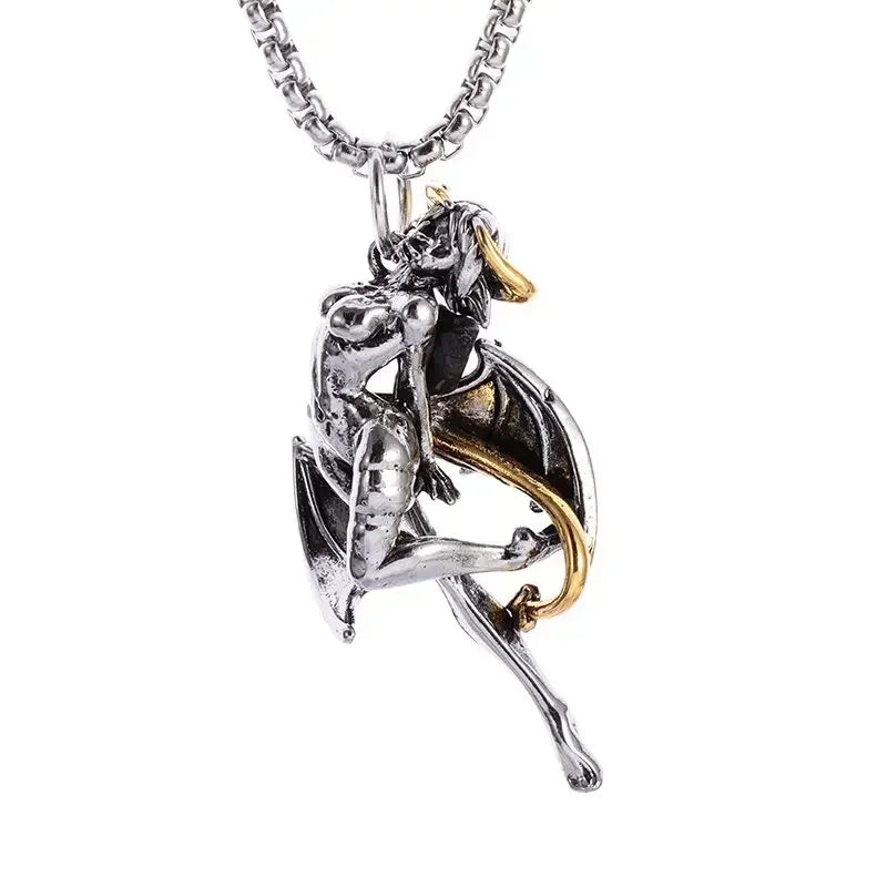 Collier Pendentif Faux de la Mort - Bijou Gothique Enfer