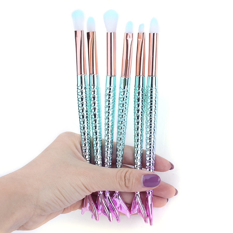 Set de pinceaux maquillage Mermaid – Fond de teint, fard et enlumineur