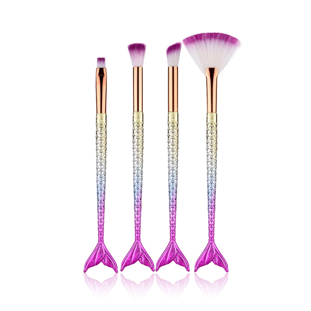 Set de pinceaux maquillage Mermaid – Fond de teint, fard et enlumineur