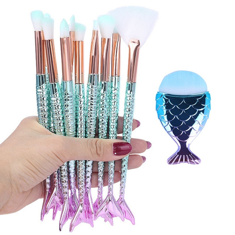 Set de pinceaux maquillage Mermaid – Fond de teint, fard et enlumineur