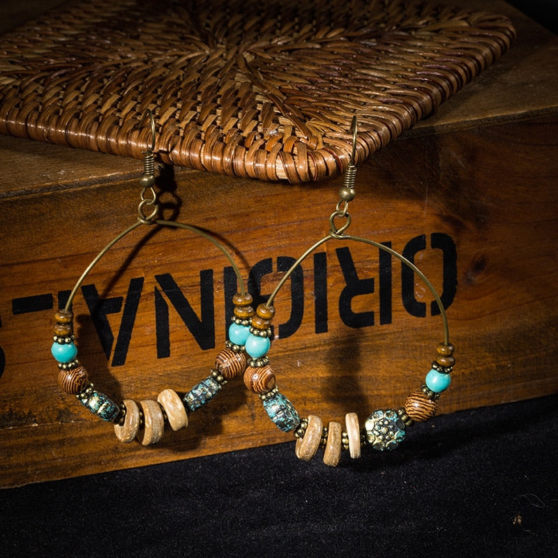 Boucles d'oreilles pendantes perles résine et bois – Style vintage femme