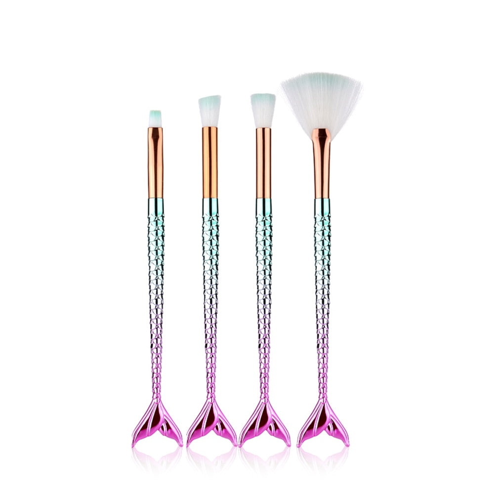 Set de pinceaux maquillage Mermaid – Fond de teint, fard et enlumineur