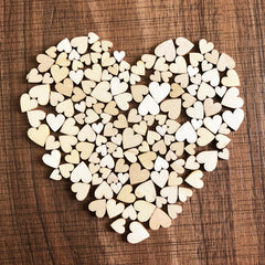 Lot de 50 cœurs en bois rustique – Décoration table mariage et DIY