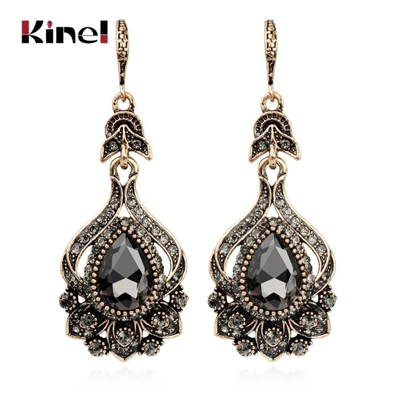 Boucles d'oreilles pendantes cristal gris Kinel – Bijou vintage doré